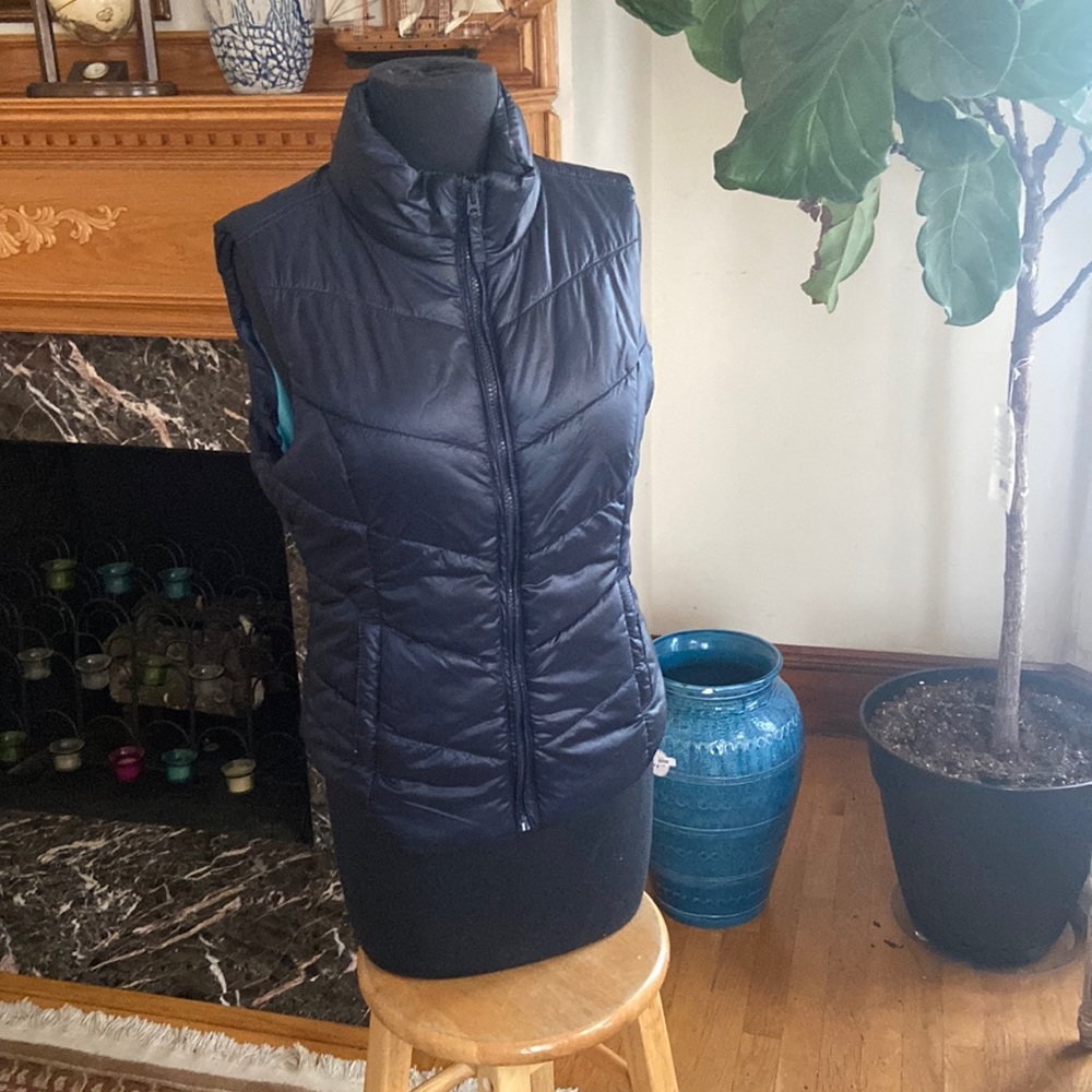 Aeropostale Navy Blue Puffy Vest